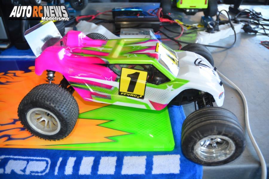 reportage finale du mini racing tour de provence à monteux au club amac le 10 juin 2017 circuit jean nougier.