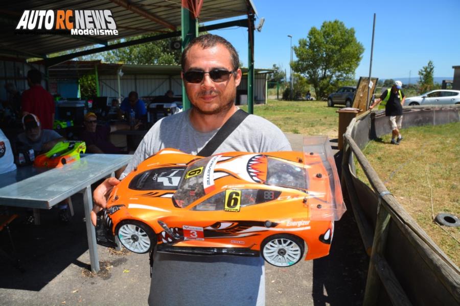 reportage finale du mini racing tour de provence à monteux au club amac le 10 juin 2017 circuit jean nougier.