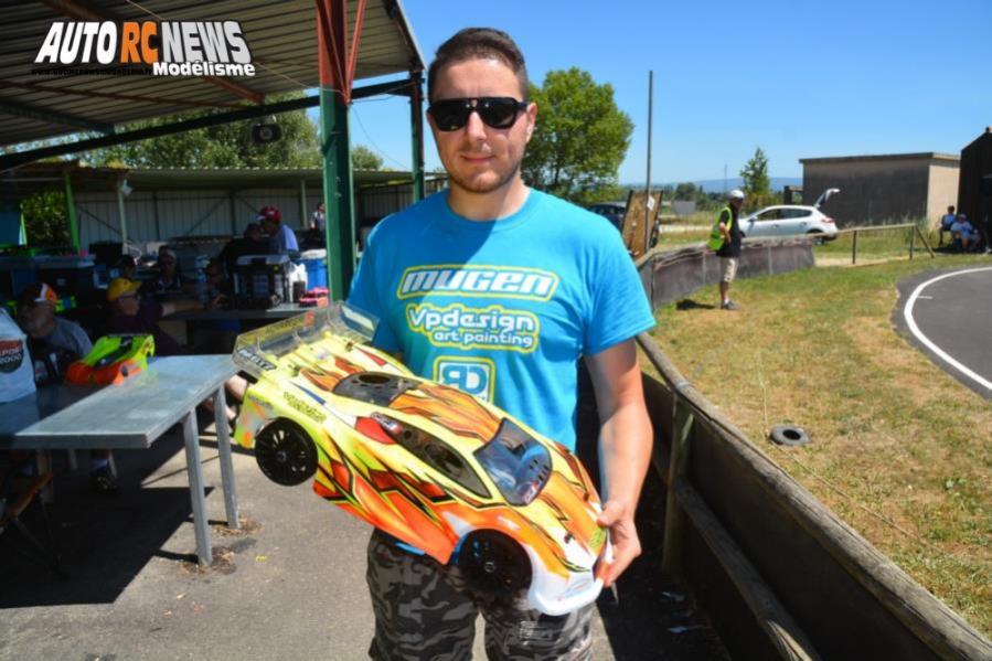 reportage finale du mini racing tour de provence à monteux au club amac le 10 juin 2017 circuit jean nougier.