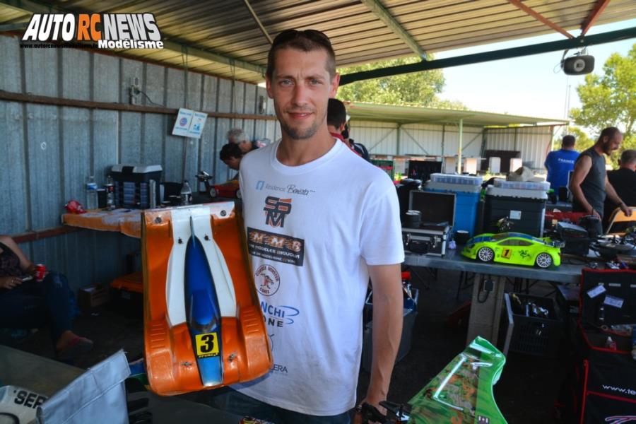 reportage finale du mini racing tour de provence à monteux au club amac le 10 juin 2017 circuit jean nougier.