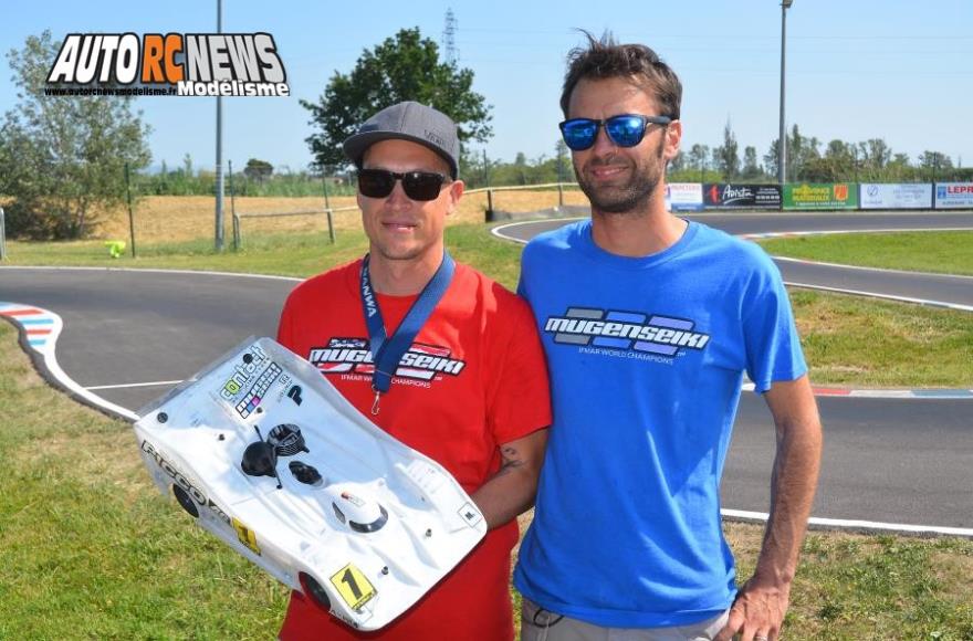 reportage du warm up des championnats du monde piste 1/8 thermique 4 x 4 à monteux club amac circuit jean nougier du 26 au 28 mai 2017