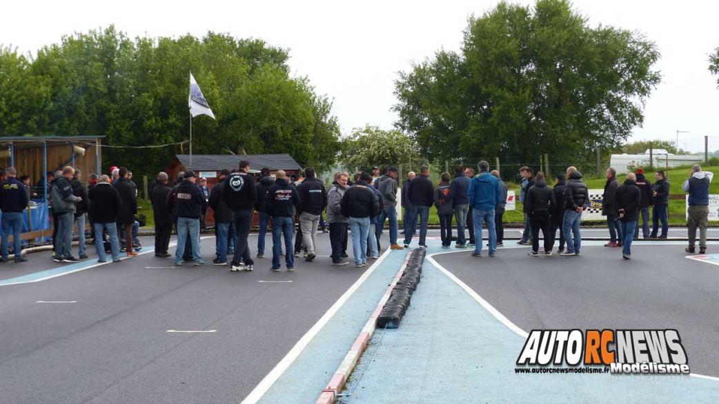 3ème cf piste 1/8 classique à tourlaville club tmb les 13 et 14 mai 2017.