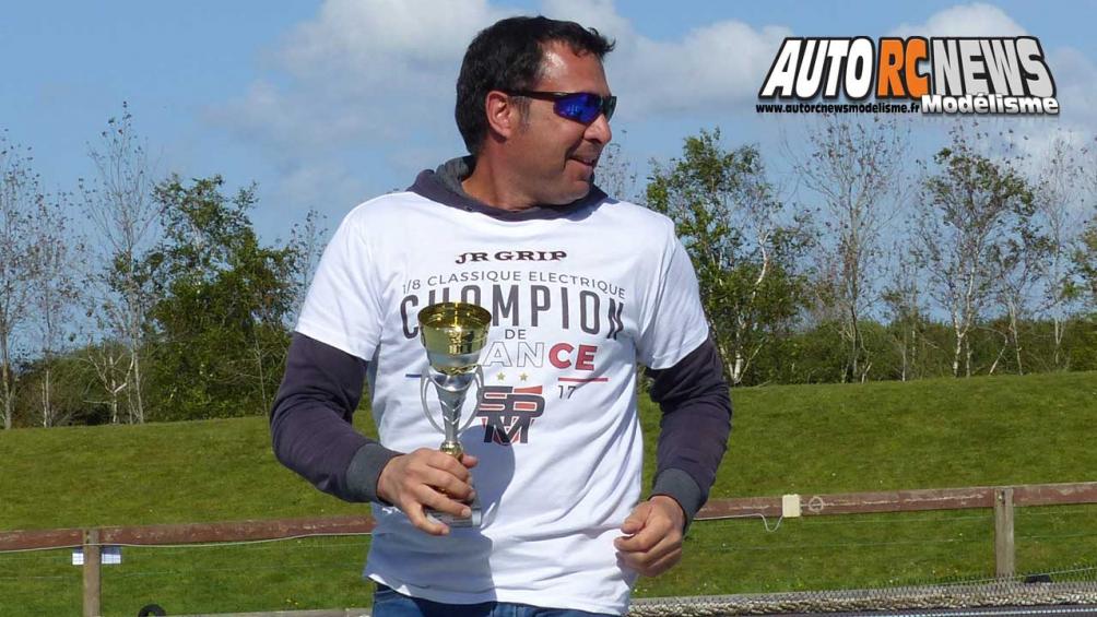 3ème cf piste 1/8 classique à tourlaville club tmb les 13 et 14 mai 2017.