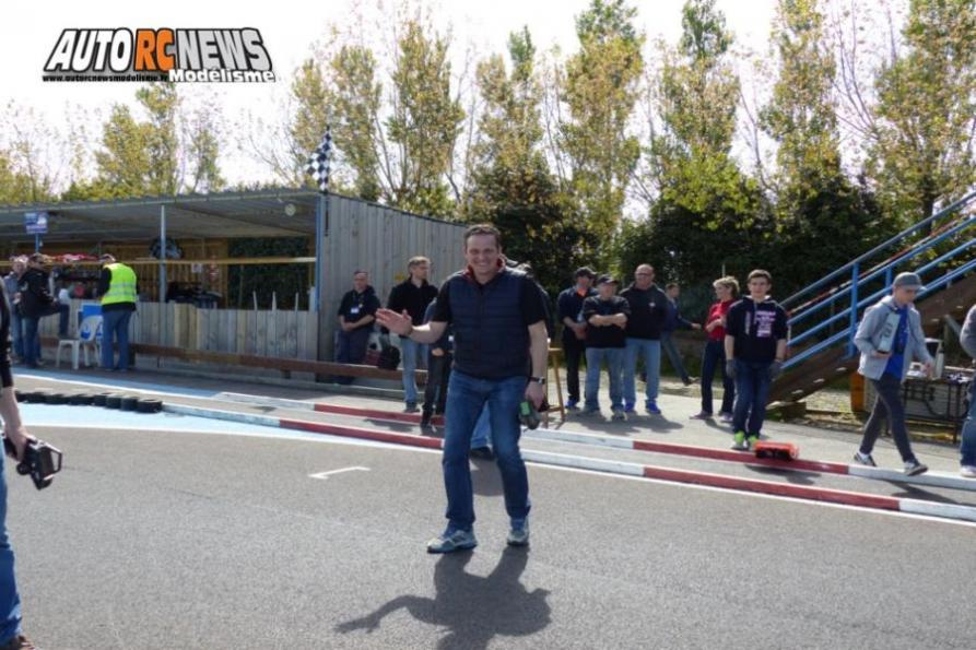 3ème cf piste 1/8 classique à tourlaville club tmb les 13 et 14 mai 2017.