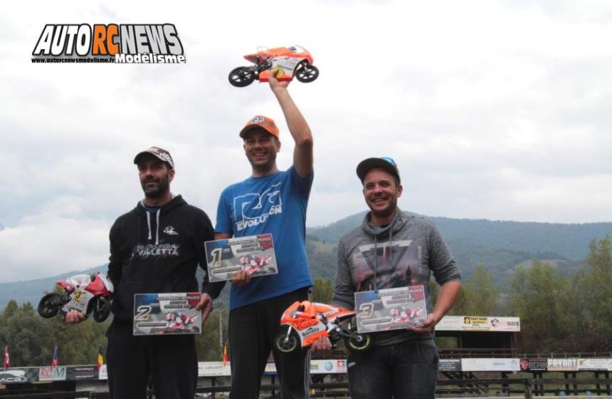 reportage coupe de france moto 1/5 modélisme à grenoble club racg les 01 et 02 octobre 2016