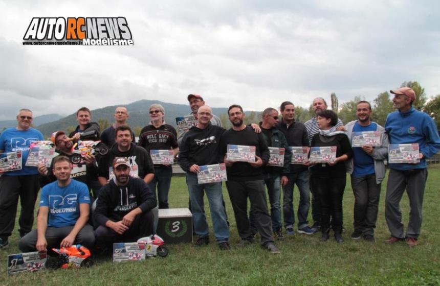 reportage coupe de france moto 1/5 modélisme à grenoble club racg les 01 et 02 octobre 2016