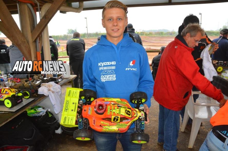 reportage 5ème cf tt 1/8 élite à sens au club cma2tech à saint clément les 17 et 18 septembre 2016.