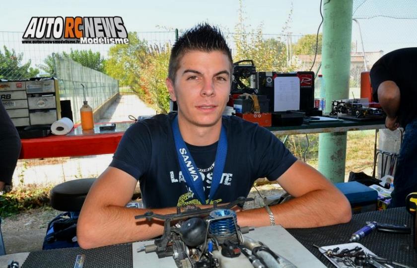 reportage 5ème cf piste 1/8ème 4 x 4 et national à beaumont monteux club bmvrc les 10 et 11 septembre 2016