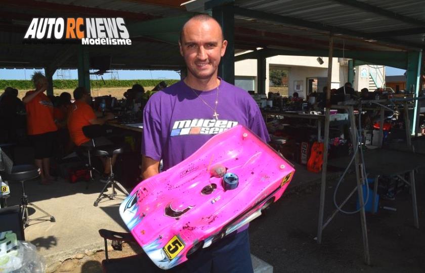reportage 5ème cf piste 1/8ème 4 x 4 et national à beaumont monteux club bmvrc les 10 et 11 septembre 2016