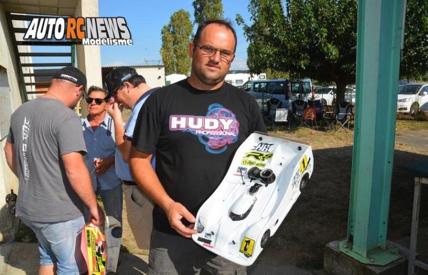 reportage 5ème cf piste 1/8ème 4 x 4 et national à beaumont monteux club bmvrc les 10 et 11 septembre 2016