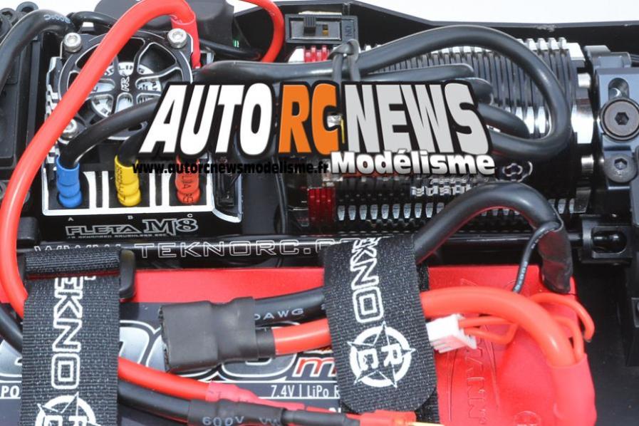 tekno rc eb4 8sl super light réf : tkr5004 tt 1/8 brushless distribué par art