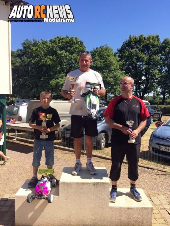 grand prix 4 x 2 tt 1/8ème thermique au club mbn de varennes vauzelles du 8 au 10 juillet 2016.