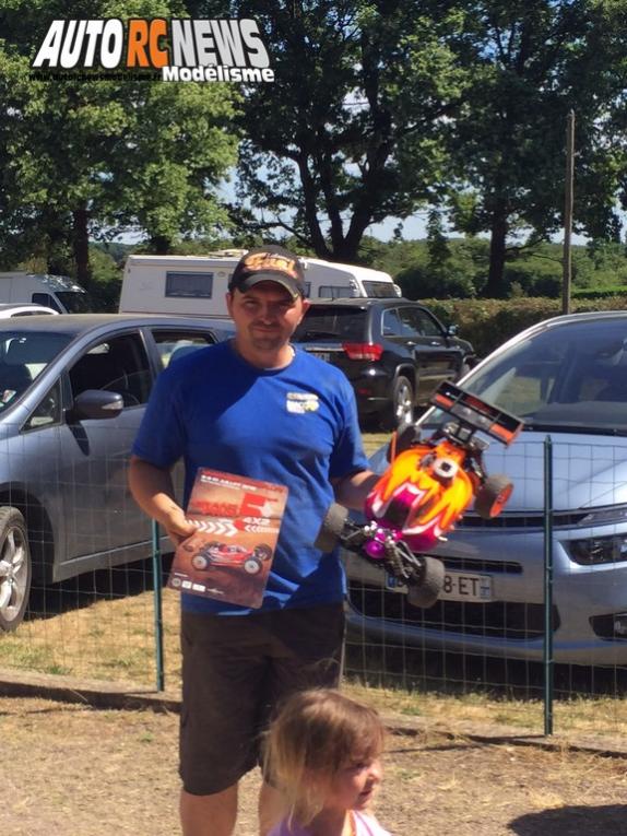 grand prix 4 x 2 tt 1/8ème thermique au club mbn de varennes vauzelles du 8 au 10 juillet 2016.