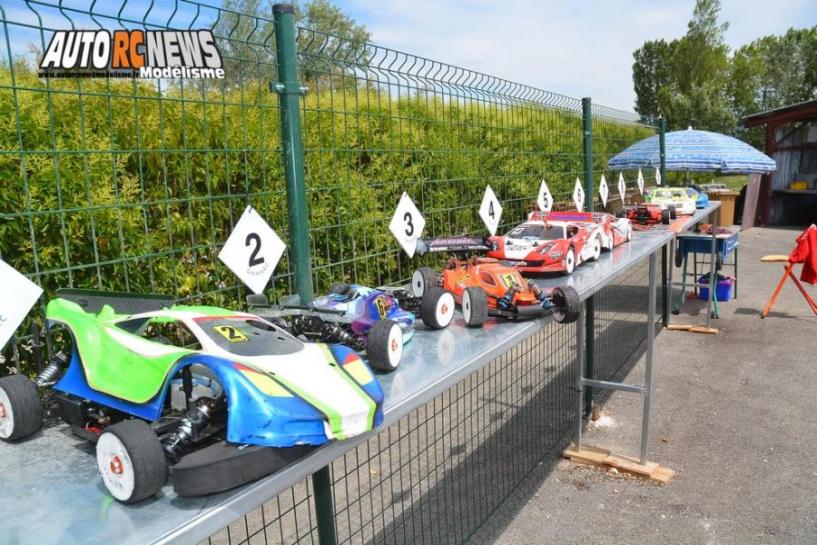 reportage finale du mini racing tour de provence à monteux au club amac le 11 juin 2016 circuit jean nougier.