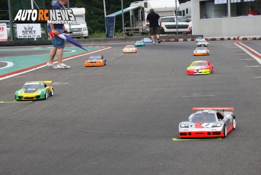 reportage 4ème cf piste 1/5ème vichy tourisme elite, ff et f1 au club mbvcb les 11 et 12 juin 2016