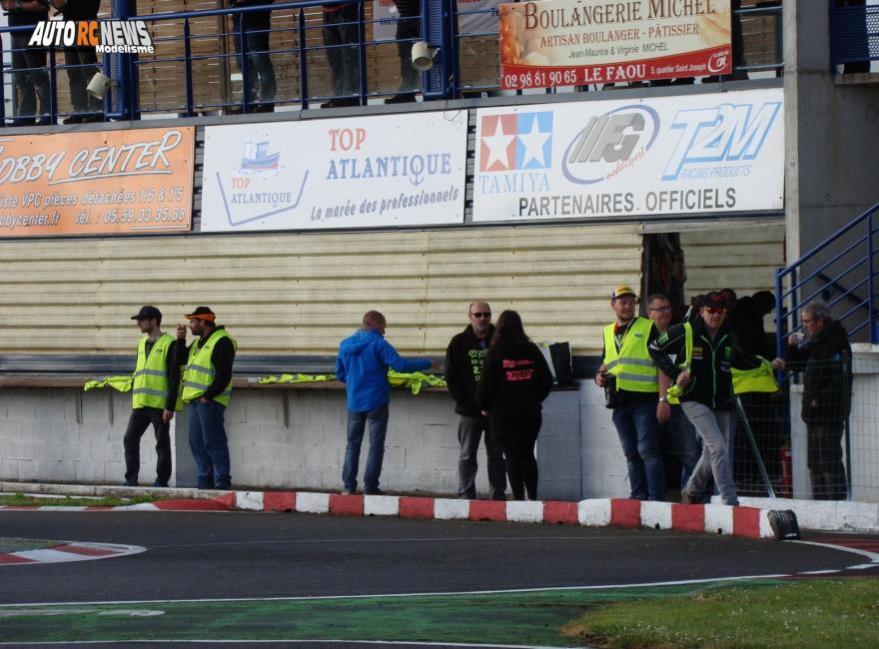 reportage 3ère cf piste 1/5ème hanvec tourisme elite, national et f1 club amco les 21 et 22 Mai 2016