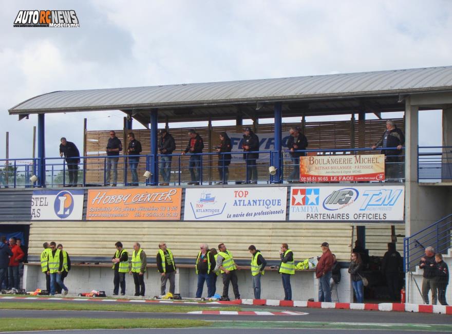 reportage 3ère cf piste 1/5ème hanvec tourisme elite, national et f1 club amco les 21 et 22 Mai 2016