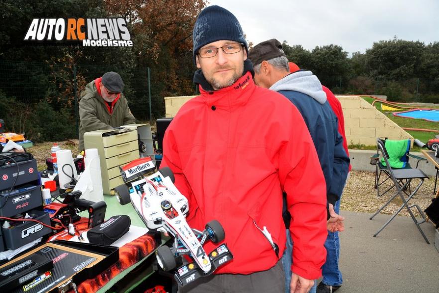 reportage de la 2ème manche du mini racing tour de provence à orange le 13 décembre 2015.