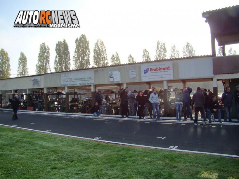 reportage coupe de france piste 1/5 à ris orangis tourisme, ff, f1 au club mrte les 10 et 11 octobre 2015.