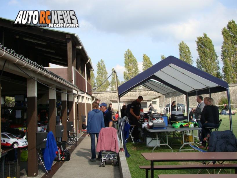 reportage coupe de france piste 1/5 à ris orangis tourisme, ff, f1 au club mrte les 10 et 11 octobre 2015.