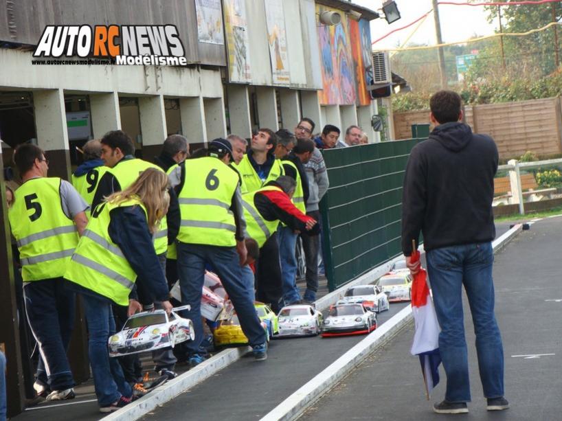 reportage coupe de france piste 1/5 à ris orangis tourisme, ff, f1 au club mrte les 10 et 11 octobre 2015.