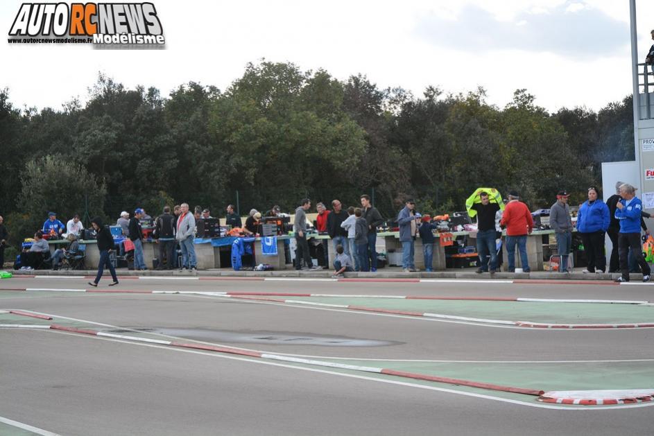 challenge hpi tour à orange organisé dimanche seize novembre deux mille quatorze par avio et tiger.