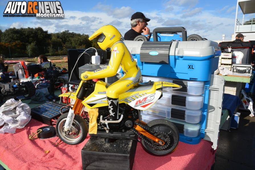 challenge hpi tour à orange organisé dimanche seize novembre deux mille quatorze par avio et tiger.