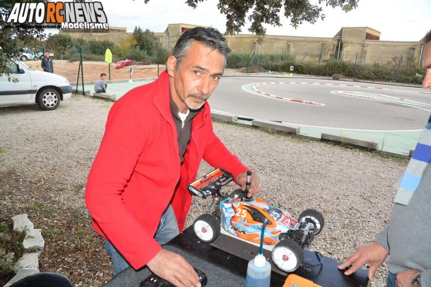 challenge hpi tour à orange organisé dimanche seize novembre deux mille quatorze par avio et tiger.