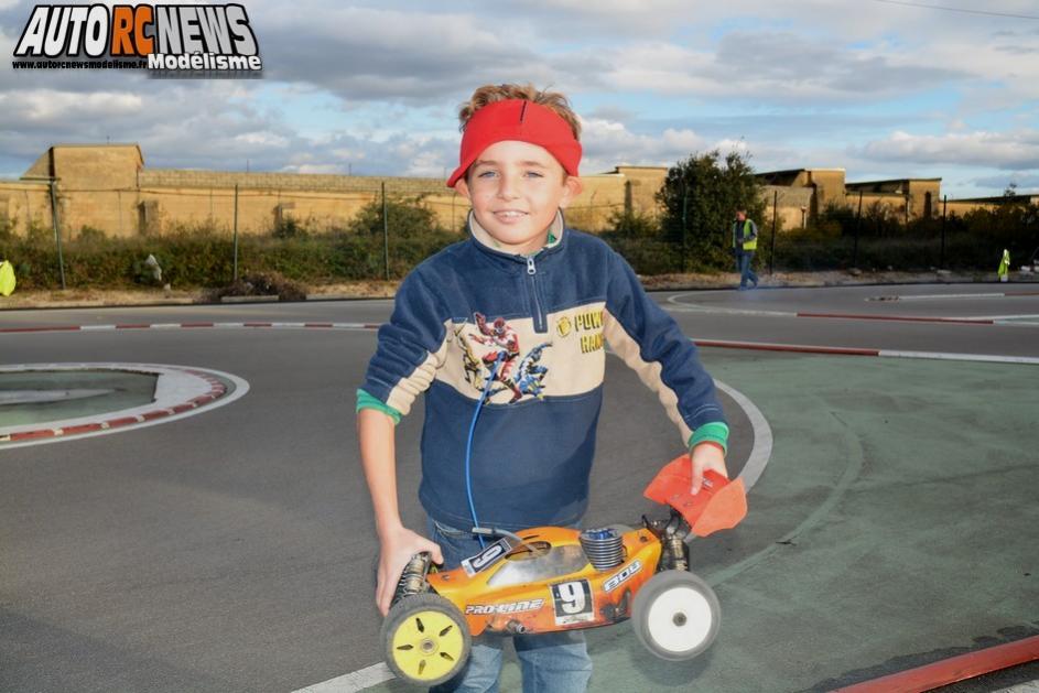 challenge hpi tour à orange organisé dimanche seize novembre deux mille quatorze par avio et tiger.