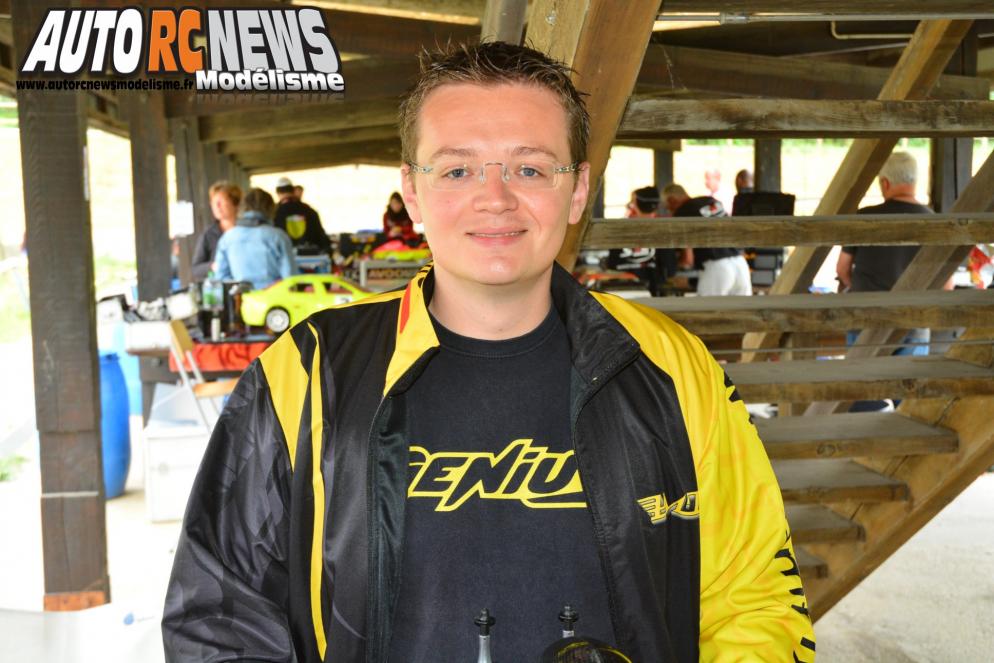 championnat d'europe piste 1/5ème thermique à vila real sur la piste du club Associação Modelismo de Vila Real (amvr). victoire de Bernard-Alain Arnaldi le 19/07/2014.