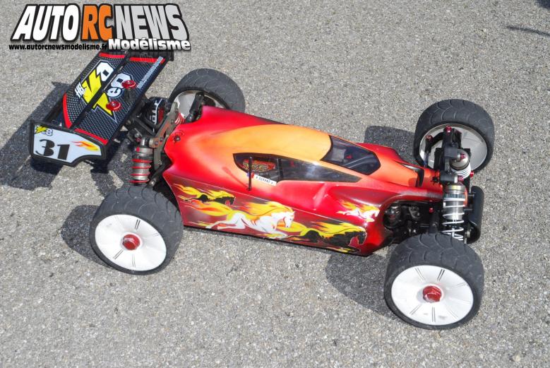 challenge hpi tour Saint Martin de Crau. compétition de voitures radiocommandées de marque hpi qui s'est déroulée sur la piste du club rmcc de saint martin de crau le 6 octobre 2013. modélisme R/C.