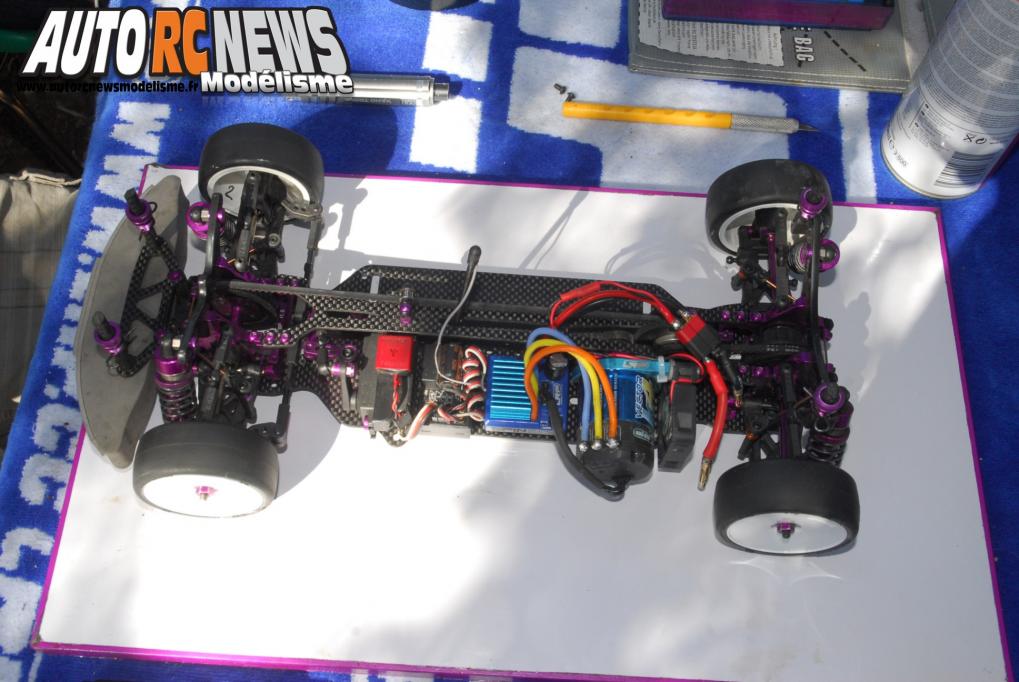 challenge hpi tour Saint Martin de Crau. compétition de voitures radiocommandées de marque hpi qui s'est déroulée sur la piste du club rmcc de saint martin de crau le 6 octobre 2013. modélisme R/C.