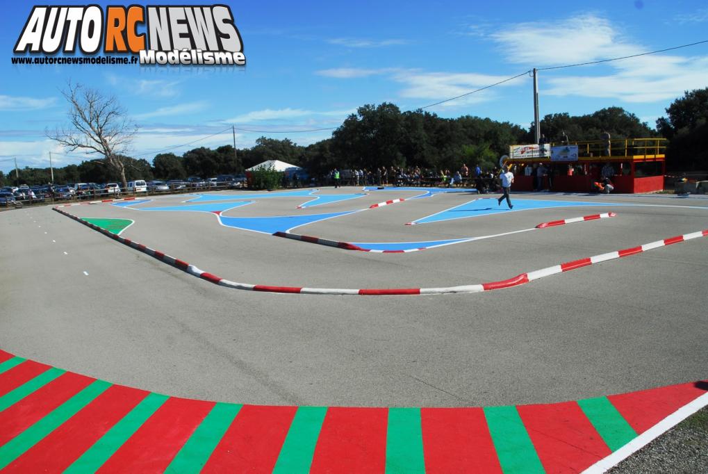 challenge hpi tour Saint Martin de Crau. compétition de voitures radiocommandées de marque hpi qui s'est déroulée sur la piste du club rmcc de saint martin de crau le 6 octobre 2013. modélisme auto R/C. challenge hpi tour Saint Martin de Crau. compétition de voitures radiocommandées de marque hpi qui s'est déroulée sur la piste du club rmcc de saint martin de crau le 6 octobre 2013. modélisme auto R/C.