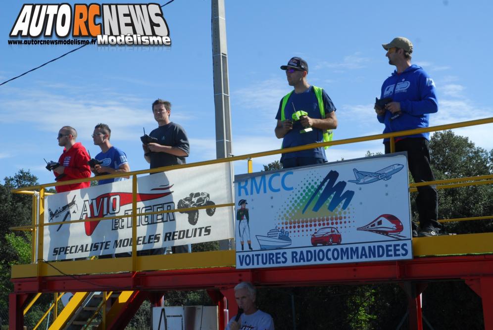 challenge hpi tour Saint Martin de Crau. compétition de voitures radiocommandées de marque hpi qui s'est déroulée sur la piste du club rmcc de saint martin de crau le 6 octobre 2013. modélisme auto R/C.