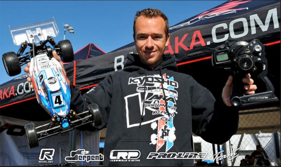 World TT 1/10 Chico. jared tebo remporte le championnatdu monde TT 1/10 électrique 4 x 2 sur un kyosho RB6. compétition de voitures radiocommandée qui s'est déroulée en Californie. modélisme auto R/C. World TT 1/10 Chico. jared tebo remporte le championnatdu monde TT 1/10 électrique 4 x 2 sur un kyosho RB6. compétition de voitures radiocommandée qui s'est déroulée en Californie. modélisme auto R/C.
