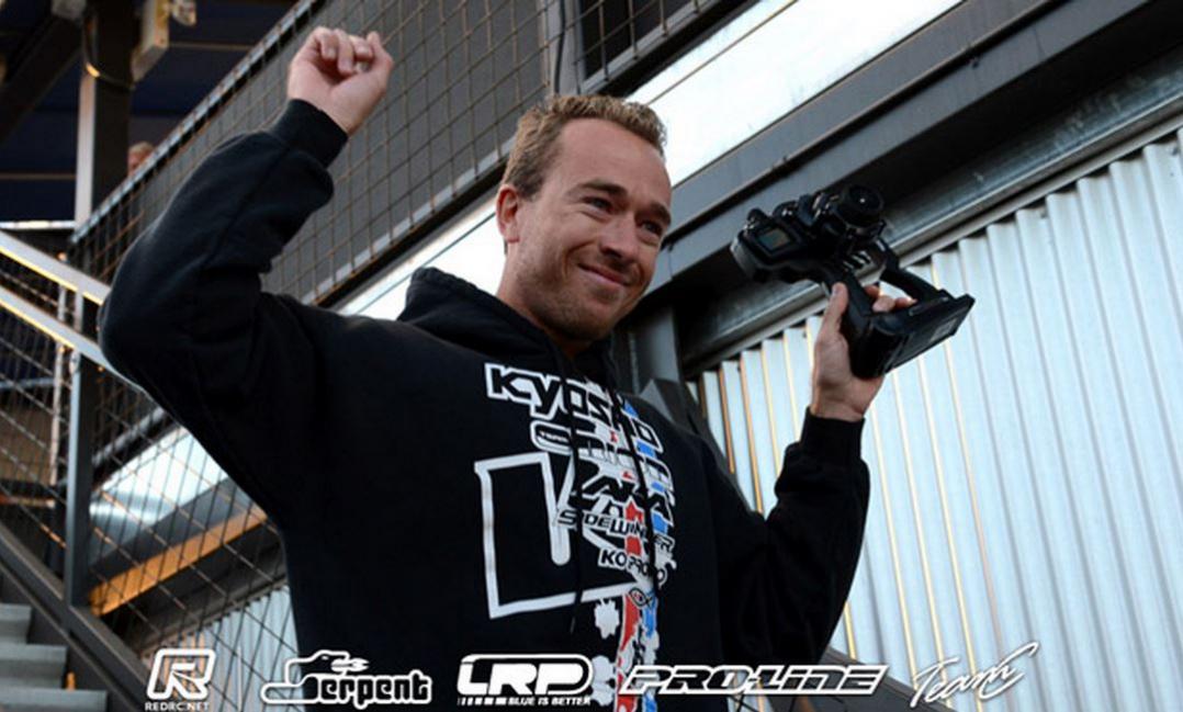 World TT 1/10 Chico. jared tebo remporte le championnatdu monde TT 1/10 électrique 4 x 2 sur un kyosho RB6. compétition de voitures radiocommandée qui s'est déroulée en Californie. modélisme auto R/C.