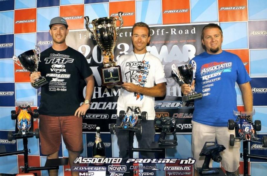 World TT 1/10 Chico. jared tebo remporte le championnatdu monde TT 1/10 électrique 4 x 2 sur un kyosho RB6. compétition de voitures radiocommandée qui s'est déroulée en Californie. modélisme auto R/C.