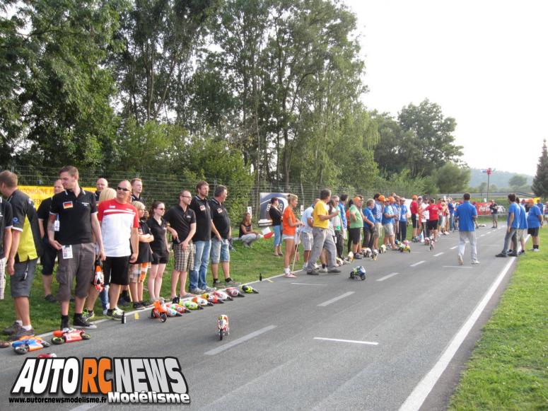 rc bike world championship kirchberg 2013. championnat du monde de motos radiocommandées en autriche à kirchberg sur la piste stöhr ring du club modell rennaut de graz. motos radiocommandées.modélisme motos r/c. corentin blaise remporte le championnat du monde 2013 de motos r/c en catégorie nitrobike