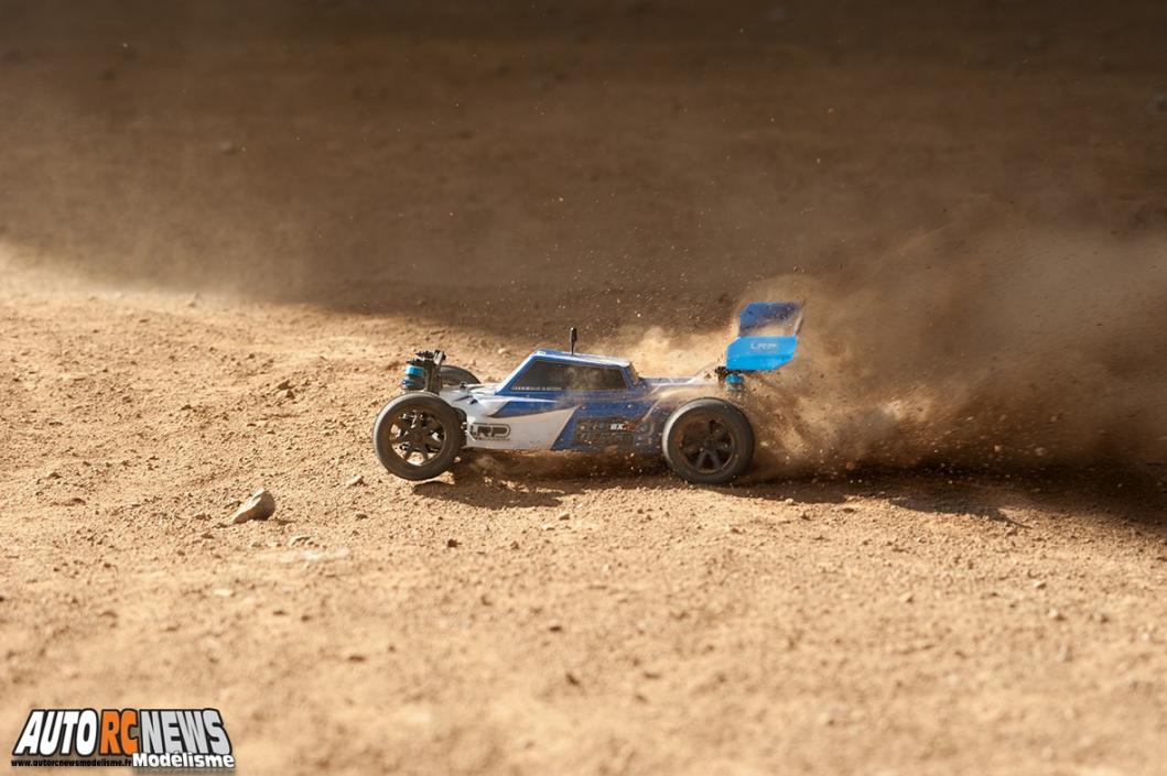 LRP S10 Blast BX2 Brushless. nouvelle version brushless avec moteur lrp vektor k7 de 4300 Kv. voiture 4 wd de modélisme radiocommandée. lrp électronic,lrp r/c.