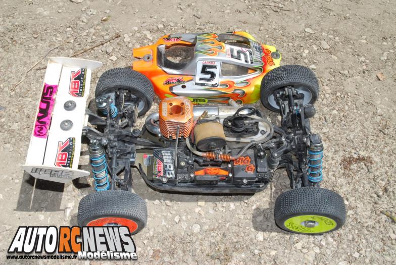 4ème manche de CF TT 1/8ème thermique National à Pertuis les 22 et 23 juin 2013 sur la piste du mini bolide club pertuisien (mbcp). compétition de modélisme auto radiocommandée qui a vu la victoire revenir à jimmy weimann sur kyosho mp9.