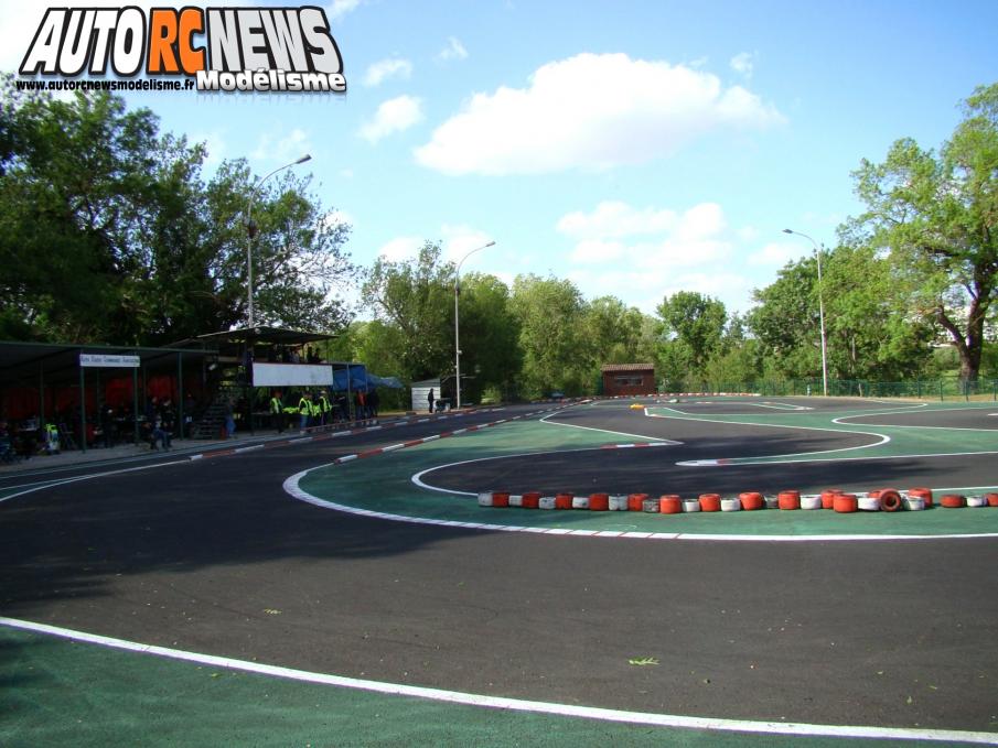 2ème CF Piste 1/5 Elite, National, FF à Angoulême sur la piste du club Arca16 les 26 et 27 avril 2014. 2ème CF Piste 1/5 Elite, National, FF à Angoulême sur la piste du club Arca16 les 26 et 27 avril 2014.