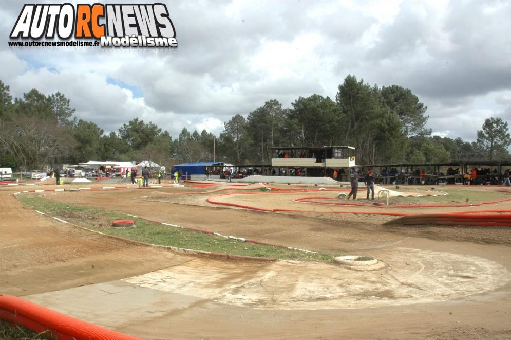 1ère manche du championnat de france TT 1/8ème Le Teich organisée par le micro racing club teichois les 22 et 23 mars 2014. reportage de la course 1ère manche du championnat de france TT 1/8ème Le Teich organisée par le micro racing club teichois les 22 et 23 mars 2014. reportage de la course