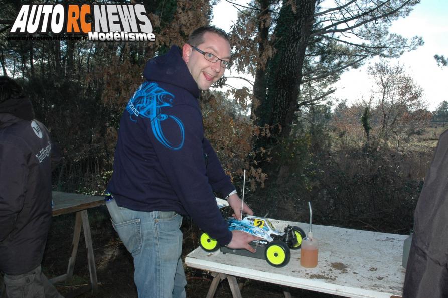 1ère manche du championnat de france TT 1/8ème Le Teich organisée par le micro racing club teichois les 22 et 23 mars 2014. reportage de la course