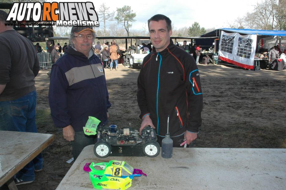 1ère manche du championnat de france TT 1/8ème Le Teich organisée par le micro racing club teichois les 22 et 23 mars 2014. reportage de la course