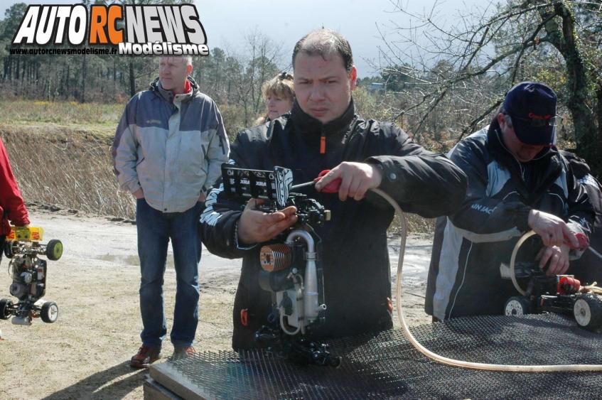 1ère manche du championnat de france TT 1/8ème Le Teich organisée par le micro racing club teichois les 22 et 23 mars 2014. reportage de la course
