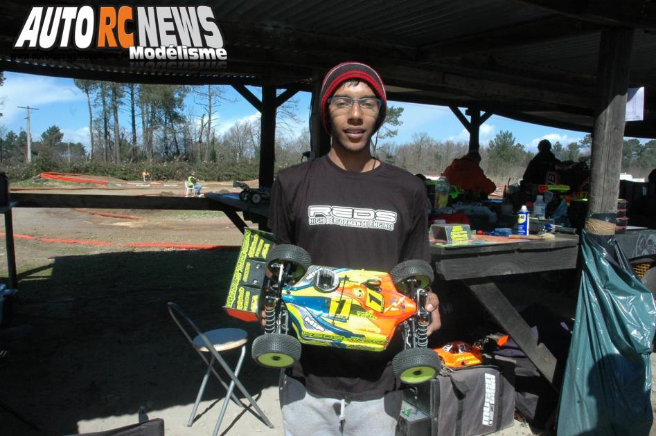 1ère manche du championnat de france TT 1/8ème Le Teich organisée par le micro racing club teichois les 22 et 23 mars 2014. reportage de la course