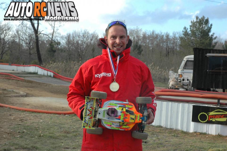 1ère manche du championnat de france TT 1/8ème Le Teich organisée par le micro racing club teichois les 22 et 23 mars 2014. reportage de la course