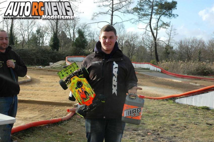 1ère manche du championnat de france TT 1/8ème Le Teich organisée par le micro racing club teichois les 22 et 23 mars 2014. reportage de la course