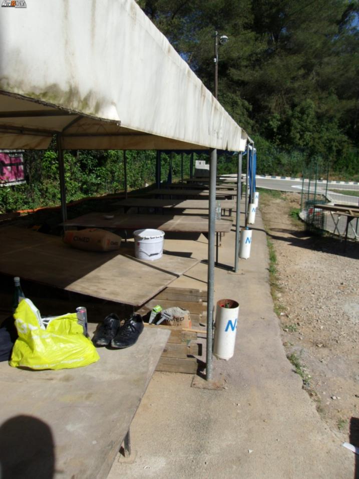 NSC Mougins Modélisme rc.Cluc Nitro Symphonie Club de Mougins dans le département des alpes maritimes dirigé par Olivier Montaland. travaux de réfection des pistes pour organiser des compétitions de voitures radiocommandées.