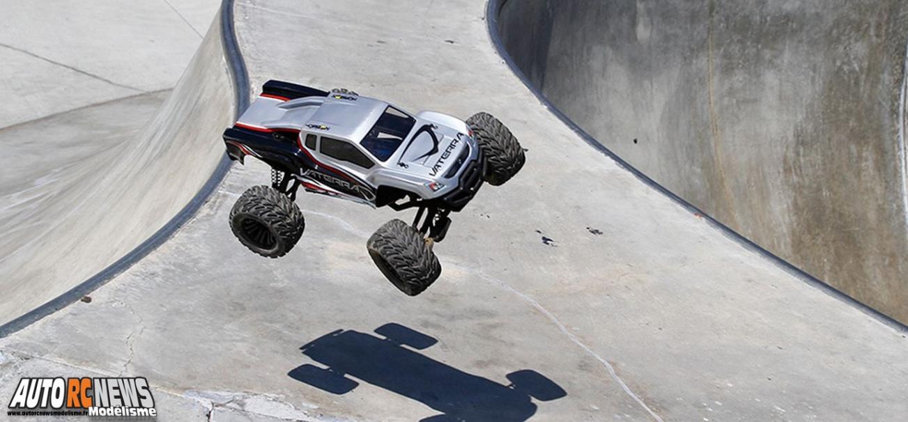 Vaterra rc Hälix Réf : VTR03003. voiture radiocommandée électrique 4 x 4 rtr de marque vaterra rc. modélisme auto R/C.